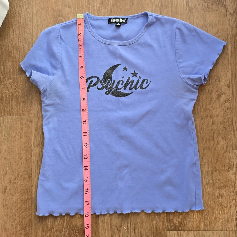 Dolls Kill Horoscopez Mind Reader Graphic Cropped Baby Tee Psychic Moon Glitter - Picture 8 of 10